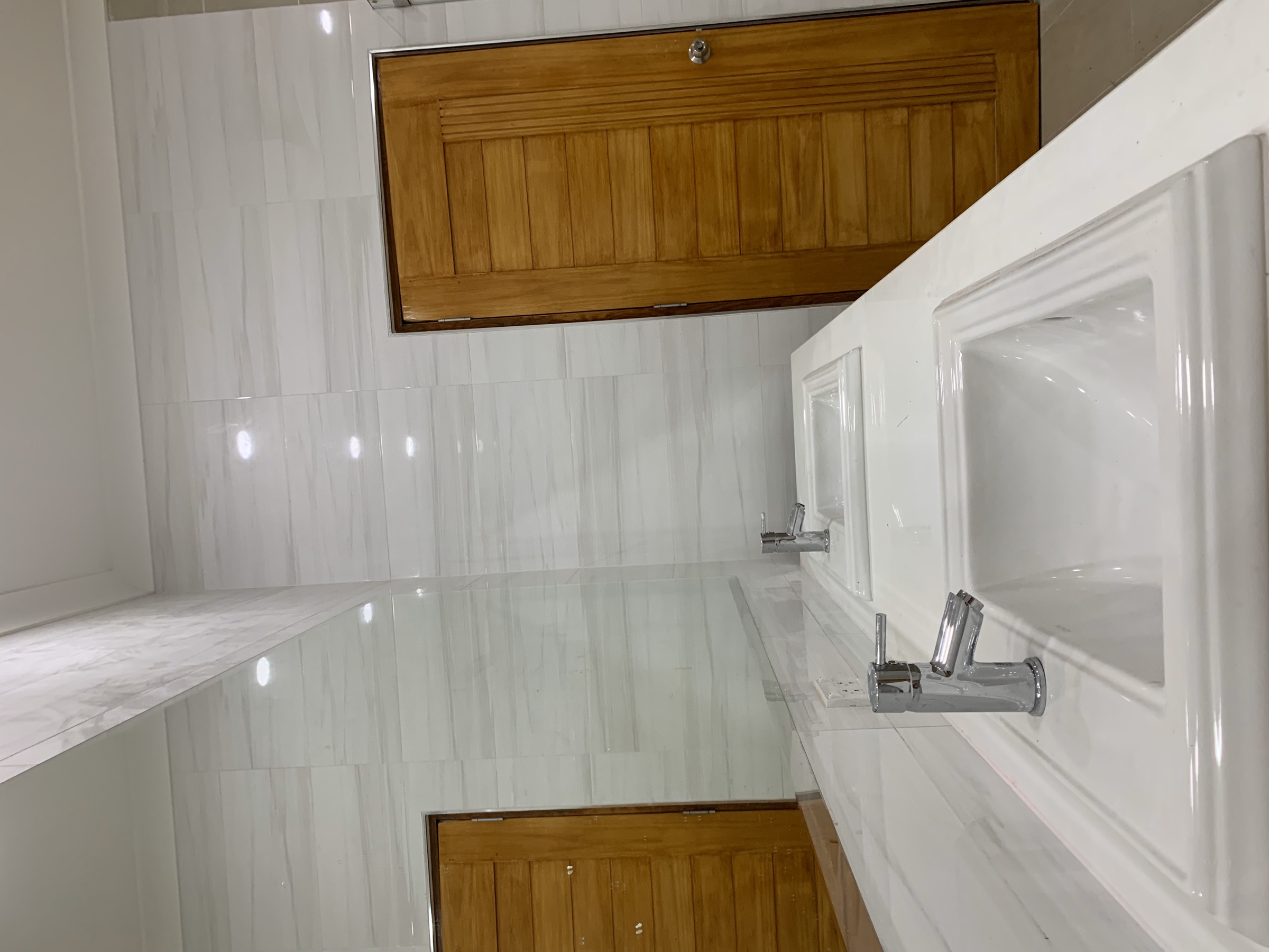 Finish-grade detail